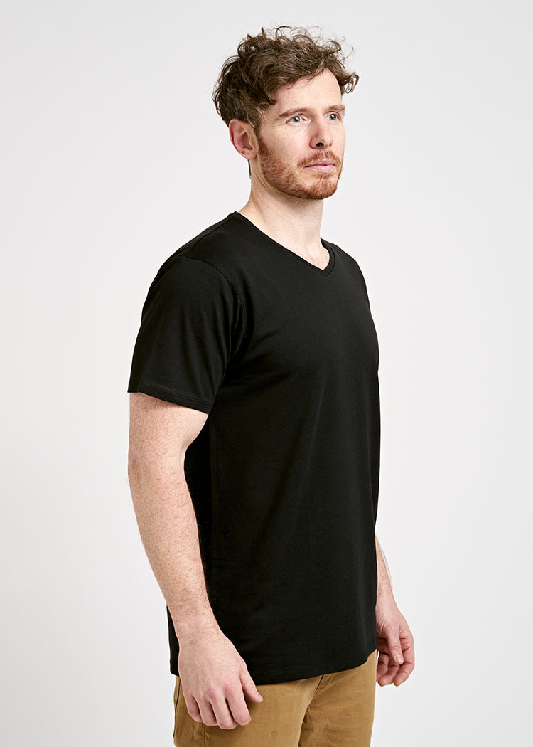HERREN WOODSHIRT ALEX V-AUSSCHNITT BLACK