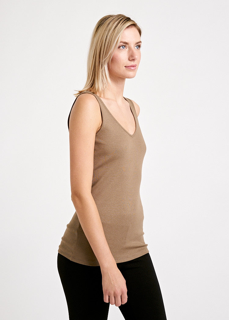 DAMEN RIPP TANK TOP V-AUSSCHNITT SOPHIE SHIITAKE