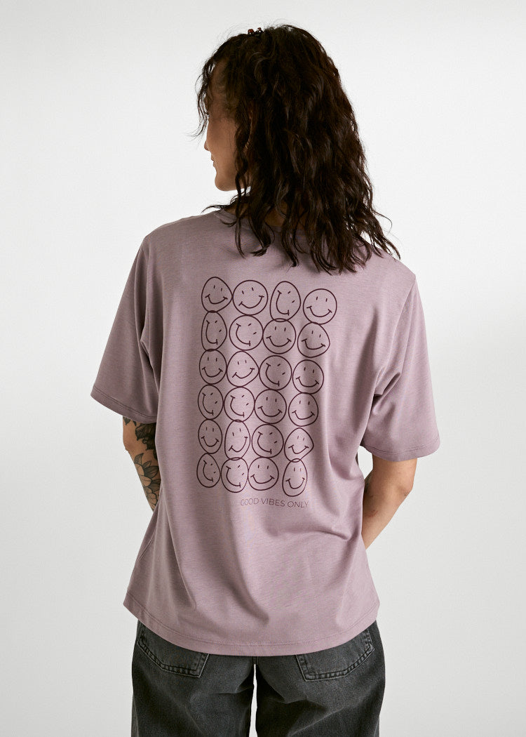 WOMEN'S WOODSHIRT LOOSE LONGER TILDA GOOD VIBES