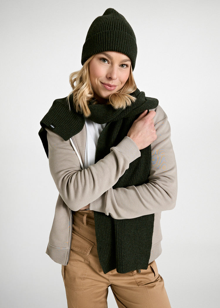 BEANIE KIM PALUDE