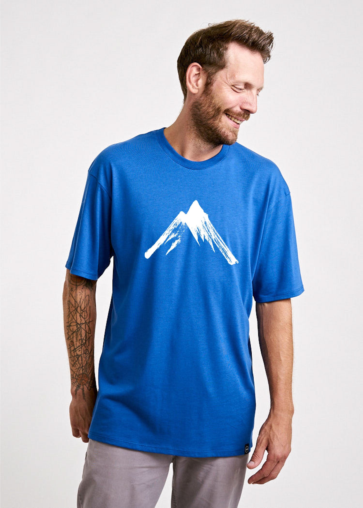 Herren Printshirt "Brushed Peak" Surf The Web