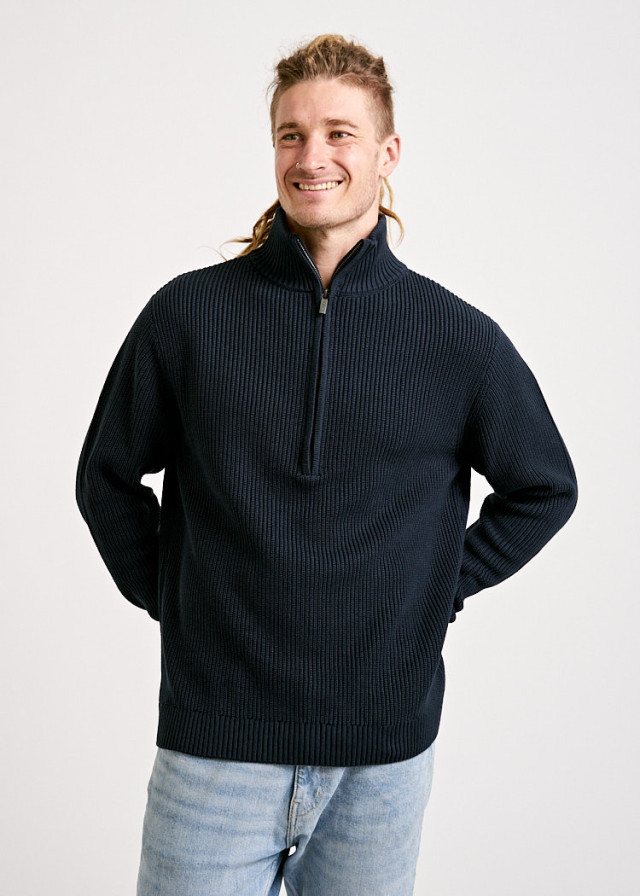 MEN KNITTED SWEATER CARBON